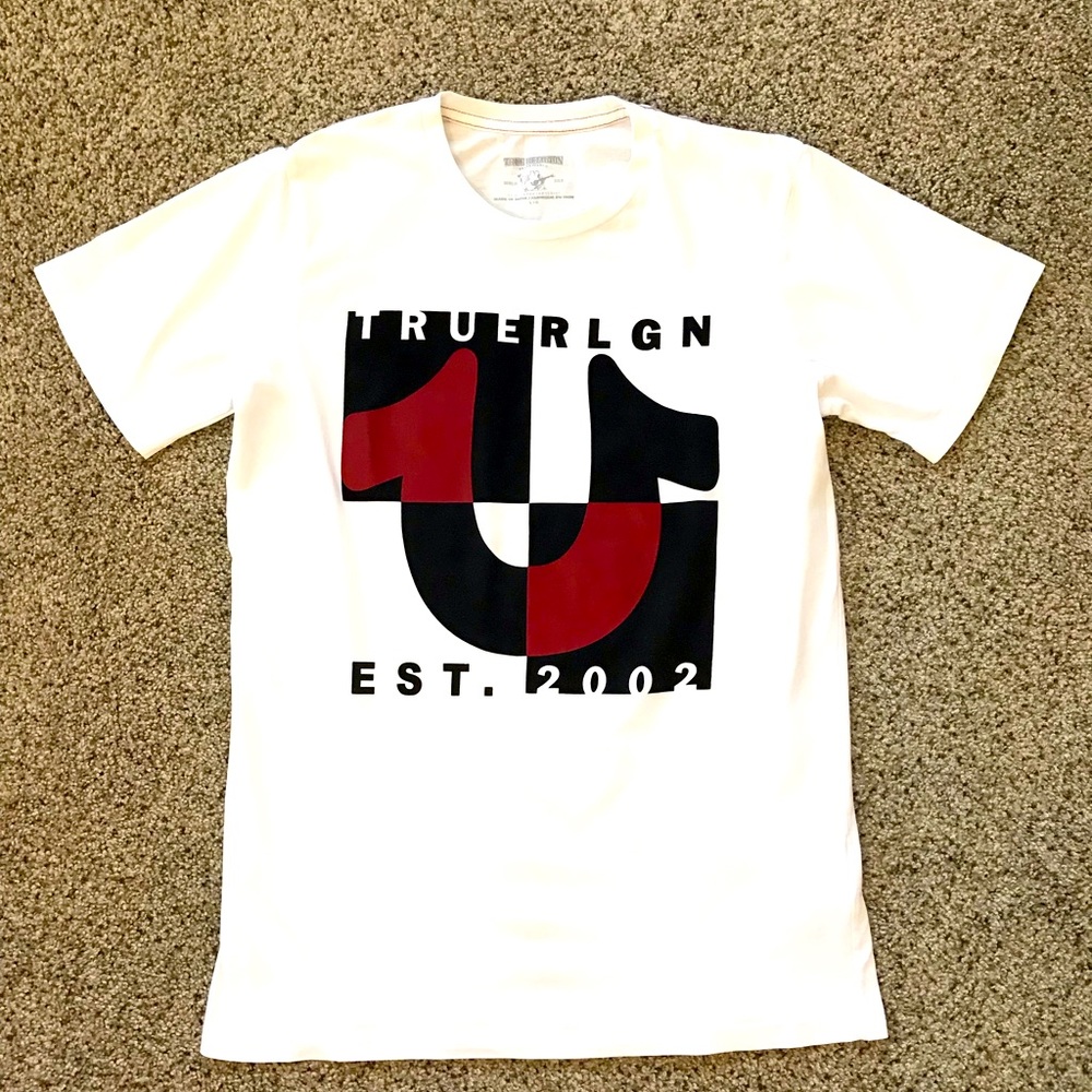 True Religion World Tour T-Shirt. Size Large. Excellent used condition!